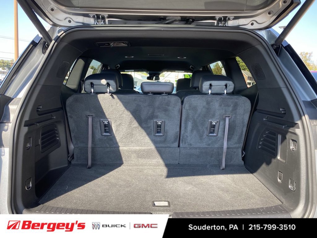 Certified 2024 GMC Acadia AT4 w/ Luxury Package AWD/4WD image 30