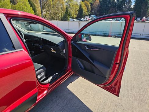 New 2026 Kia Niro LX FWD image 26