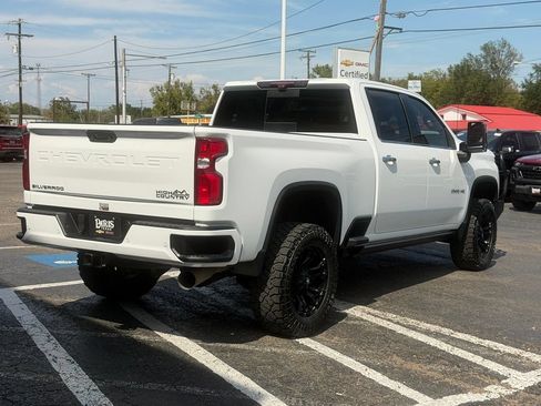 Used 2022 Chevrolet Silverado 2500 High Country w/ Z71 Off-Road Package AWD/4WD image 7