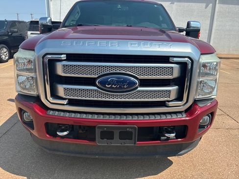 Used 2016 Ford F250 Platinum w/ FX4 Off-Road Package AWD/4WD image 2