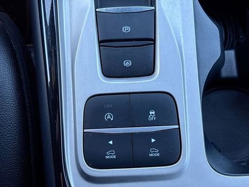 Certified 2022 Ford Explorer ST w/ ST Street Pack image 37