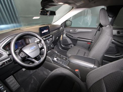 New 2026 Ford Escape Active w/ Cold Weather Package image 2