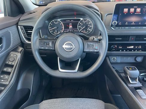 Certified 2023 Nissan Rogue SV FWD image 13