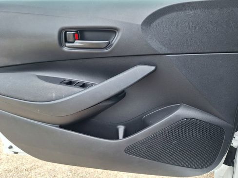 Used 2024 Toyota Corolla LE FWD image 20