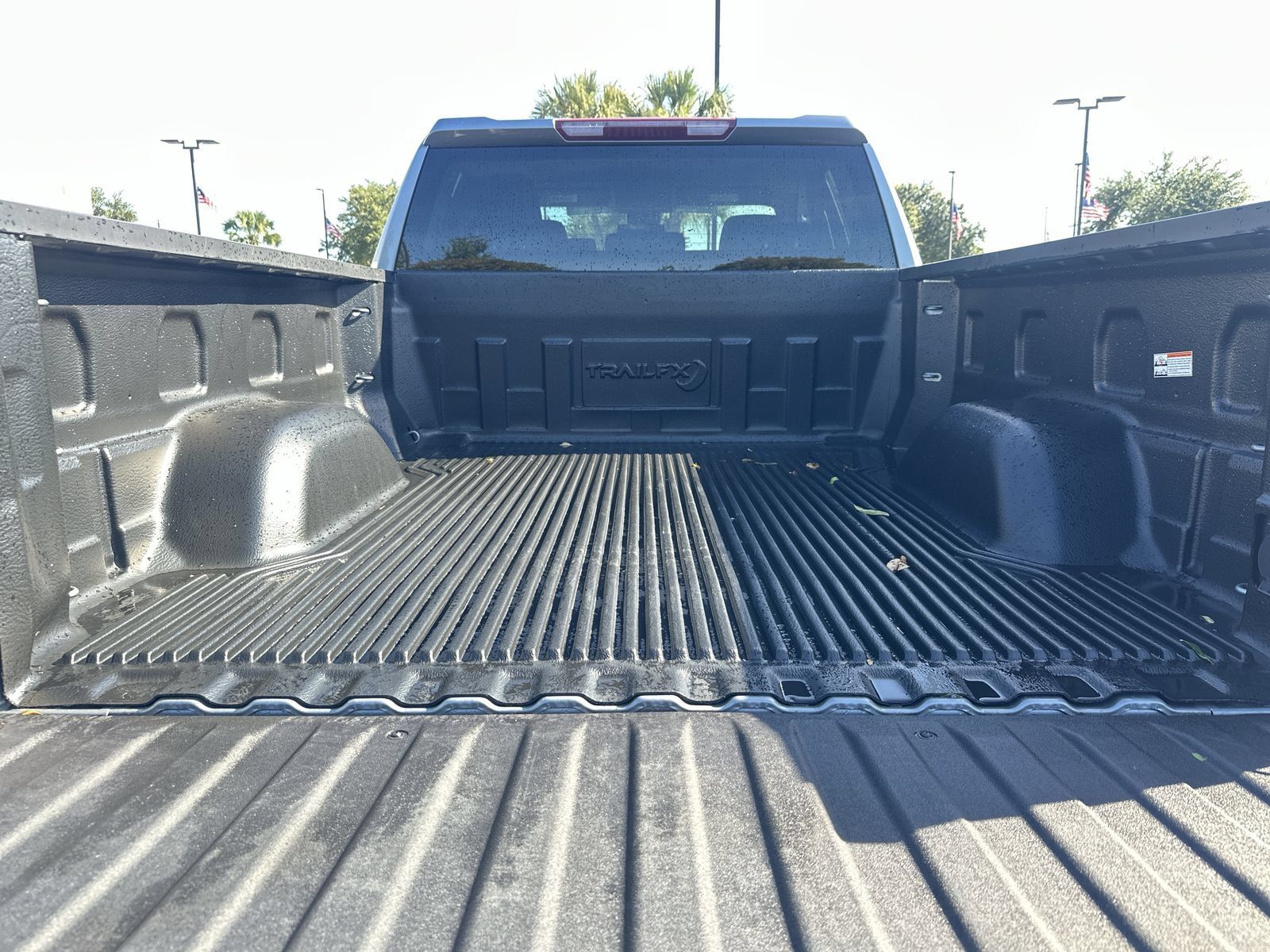 Used 2023 Chevrolet Silverado 1500 LT AWD/4WD image 32