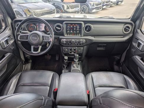 Used 2021 Jeep Wrangler Unlimited Sahara AWD/4WD image 15