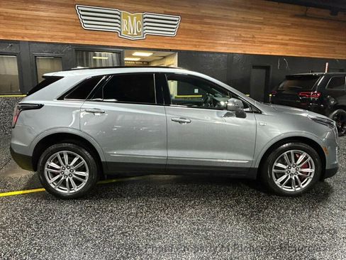 Used 2024 Cadillac XT5 Sportv w/ Technology Package AWD/4WD image 2