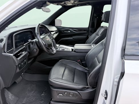 Used 2021 Cadillac Escalade Sport w/ Driver Assist Tech Package image 26