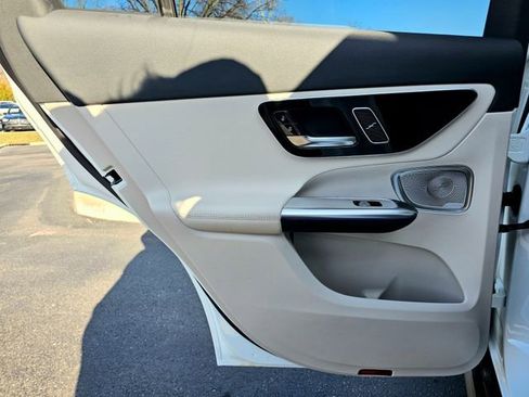 New 2026 Mercedes-Benz GLC 300 4MATIC image 24