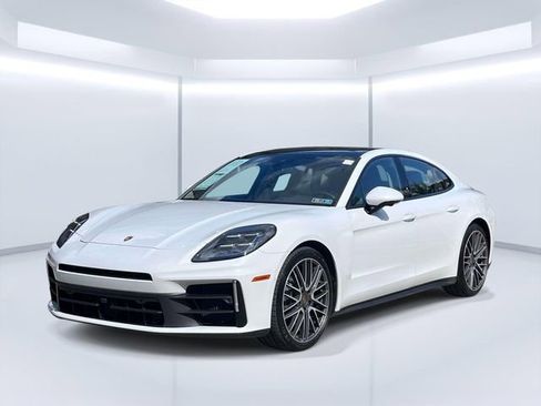 Certified 2024 Porsche Panamera 4 AWD/4WD image 1