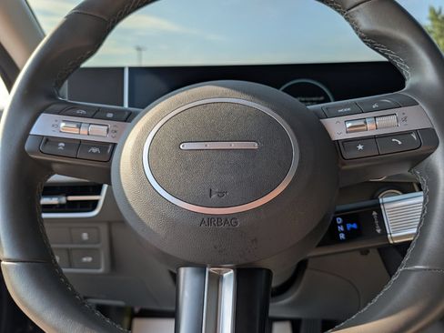 Used 2025 Hyundai Sonata SEL FWD image 29