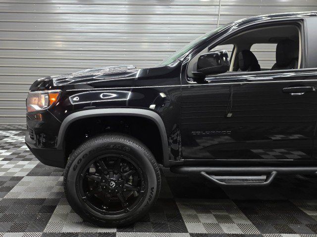 Used 2021 Chevrolet Colorado ZR2 w/ ZR2 Midnight Special Edition AWD/4WD image 38