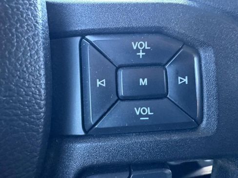 Used 2018 Ford F150 XL w/ Equipment Group 101A Mid AWD/4WD image 15