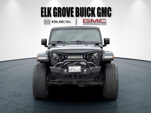 Used 2019 Jeep Wrangler Unlimited Rubicon w/ Steel Bumper Group image 9