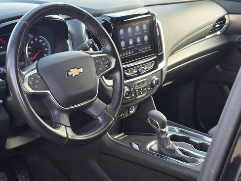 Used 2022 Chevrolet Traverse LT w/ LPO, Floor Liner Package image 24