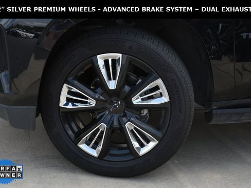 Used 2022 Chevrolet Tahoe High Country image 3