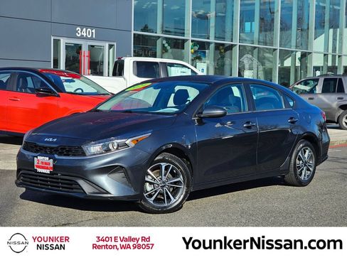 Used 2024 Kia Forte LXS FWD image 1