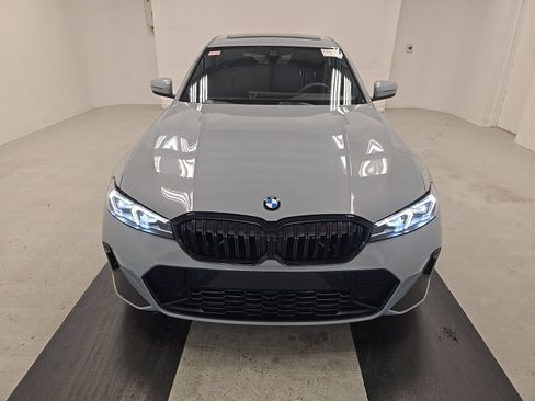 Used 2023 BMW 330i Sedan w/ M Sport Package RWD image 2