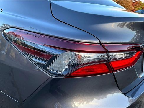 Certified 2022 Toyota Camry LE image 28