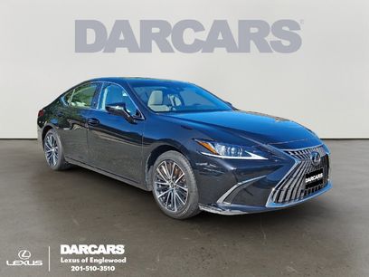 Certified 2025 Lexus ES 300h w/ Premium Package