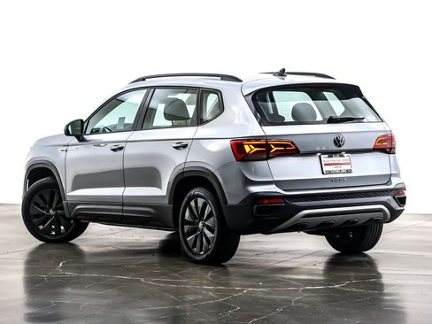 Used 2024 Volkswagen Taos S image 12