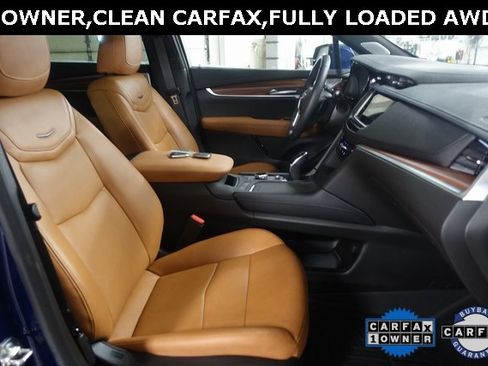 Used 2025 Cadillac XT5 Premium Luxury w/ LPO, Floor Liner Package image 27
