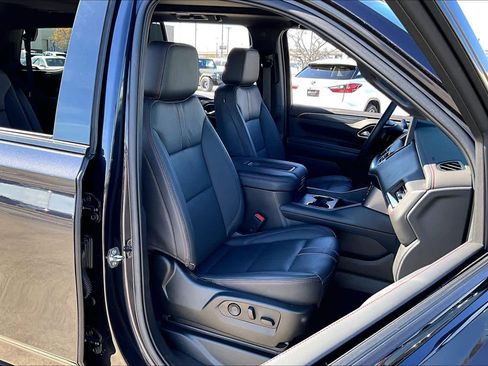 Used 2022 Chevrolet Tahoe RST w/ Luxury Package image 8