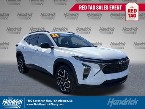 Certified 2024 Chevrolet Trax RS w/ Sunroof Package image 1