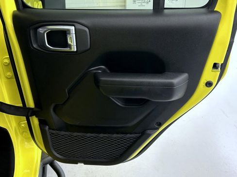 Certified 2024 Jeep Wrangler Willys image 17