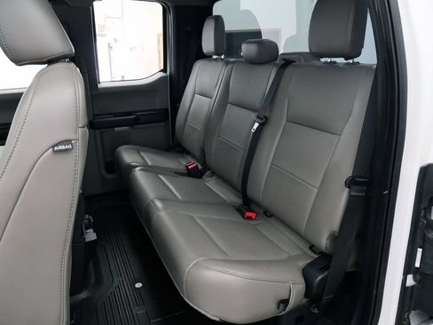 Used 2020 Ford F250 XL w/ Power Equipment Group AWD/4WD image 19