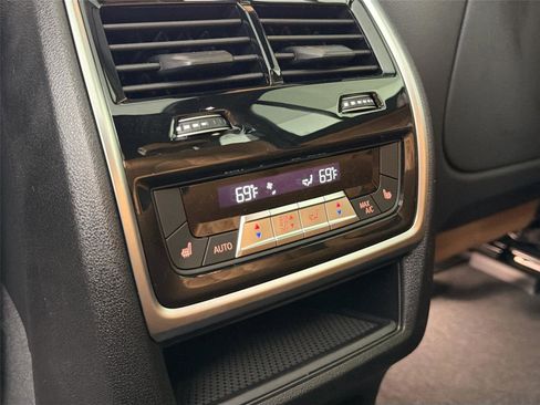New 2026 BMW X5 sDrive40i w/ Climate Comfort Package RWD image 25