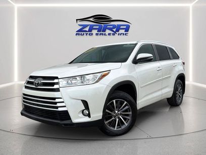 Used 2017 Toyota Highlander XLE