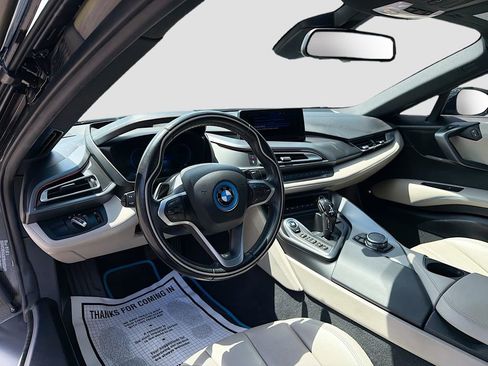 Used 2015 BMW i8 image 23