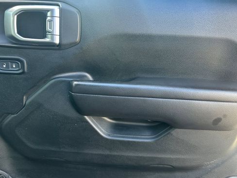 Used 2020 Jeep Wrangler Unlimited Rubicon image 22