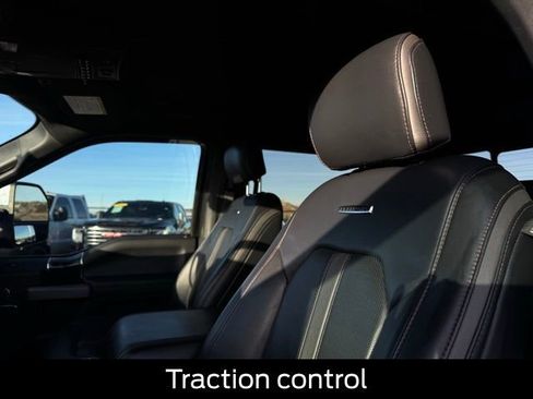 Certified 2022 Ford F450 Platinum w/ FX4 Off-Road Package image 14