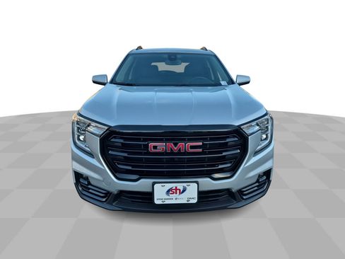 Certified 2022 GMC Terrain SLT w/ Elevation Edition image 3