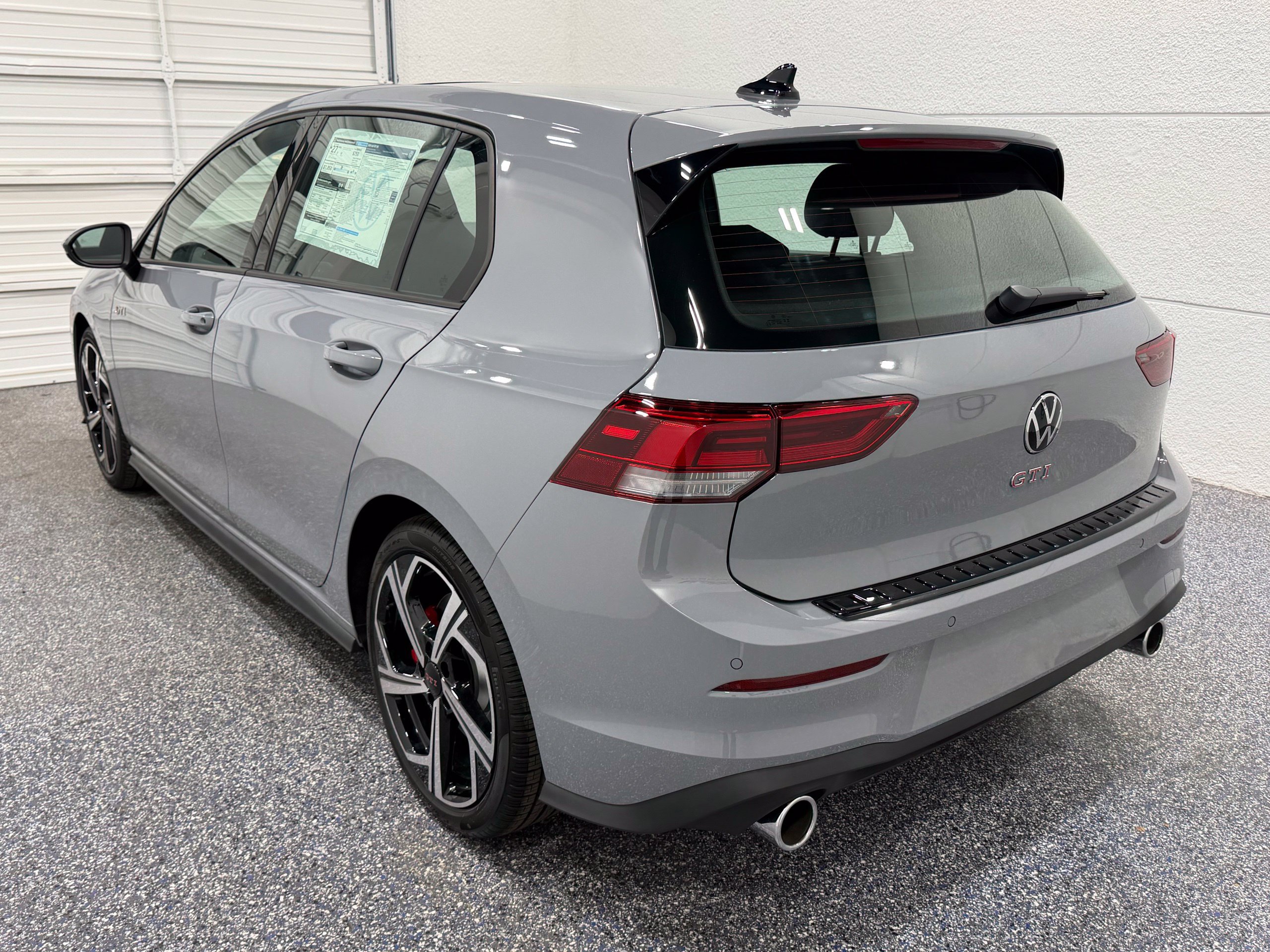 New 2026 Volkswagen GTI SE FWD image 4