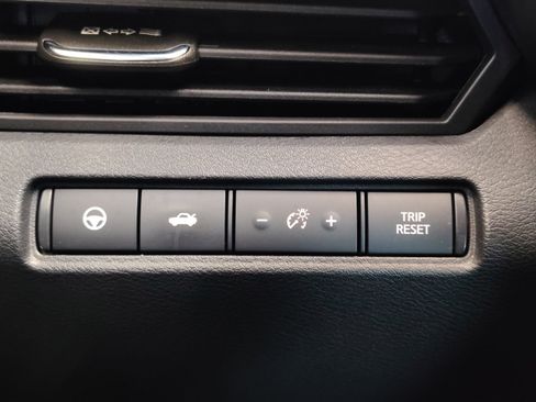 Used 2022 Nissan Altima 2.5 SL FWD image 29
