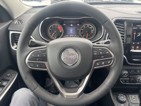 Used 2022 Jeep Cherokee Limited w/ Elite Package image 31