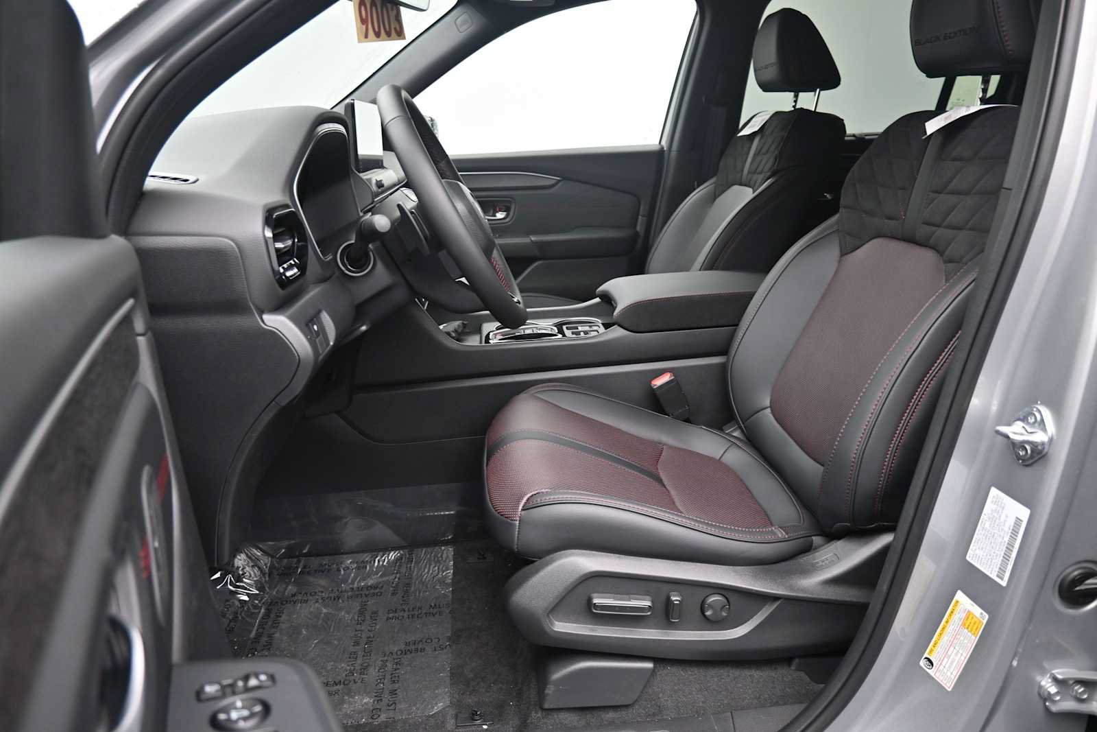 New 2026 Honda Pilot Black Edition image 11