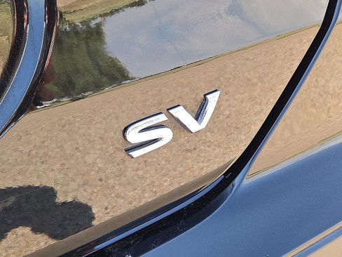 Used 2024 Nissan Kicks SV FWD image 13