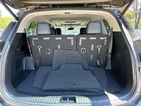 Used 2022 Kia Telluride EX w/ EX Premium Package image 27