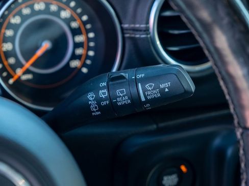 Used 2020 Jeep Wrangler Unlimited Sahara w/ Dual Top Group image 14