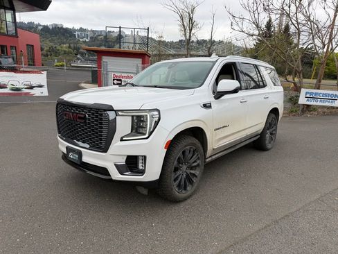 Used 2021 GMC Yukon Denali w/ Denali Premium Package image 1