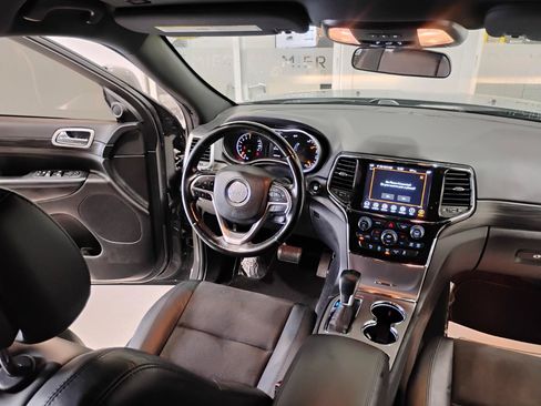 Used 2021 Jeep Grand Cherokee Laredo X RWD image 52