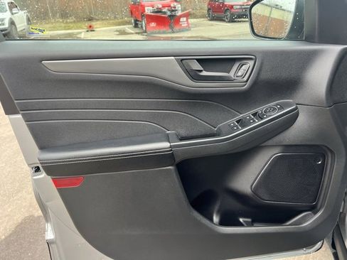 Used 2023 Ford Escape Active image 20