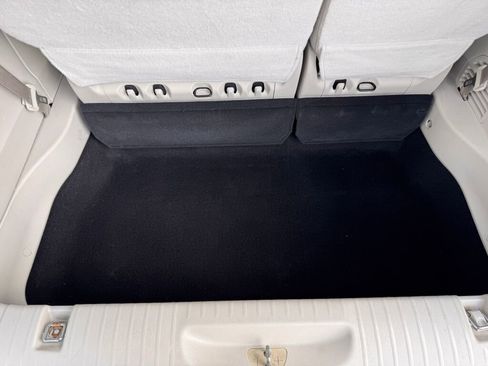 Used 2017 Chrysler Pacifica Limited image 13