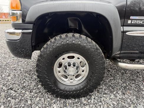 Used 2007 GMC Sierra 2500 SLT w/ Heavy-Duty Power Package image 11