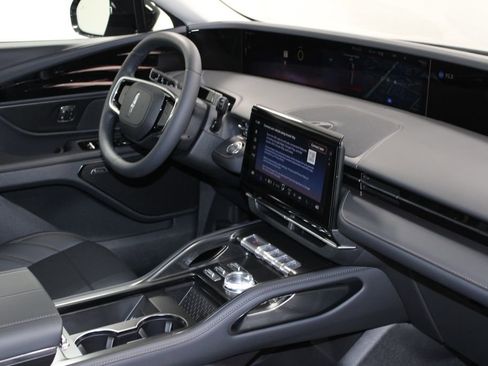 New 2026 Lincoln Nautilus Premier w/ Equipment Group 102A image 30