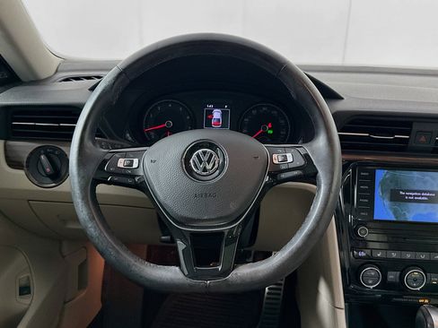 Used 2020 Volkswagen Passat 2.0T SEL image 17